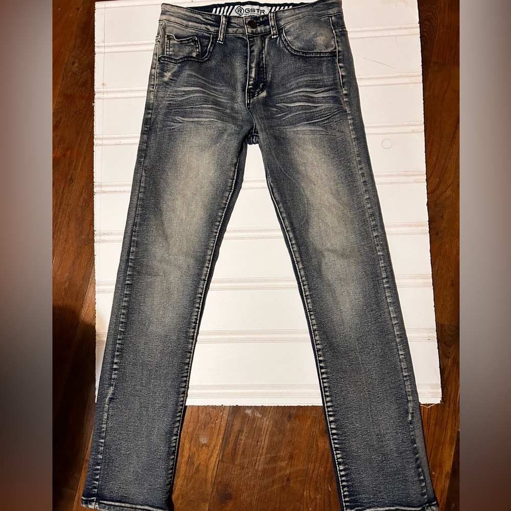 GSTR Men’s Slim Straight Jeans Gray Wash Denim 5-Pocket Casual